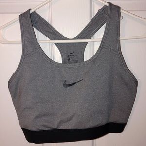 gray and black nike sports bra